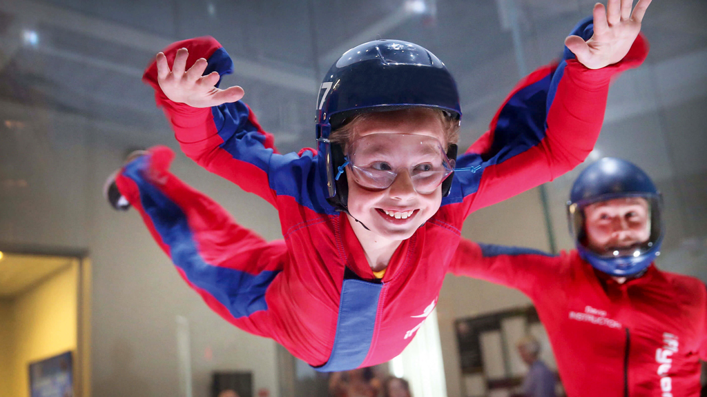 indoor-skydiving-sport